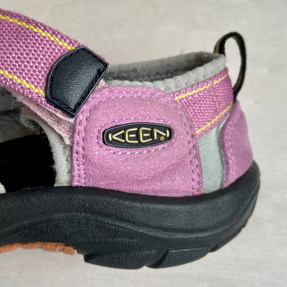 closed toe pink sandals